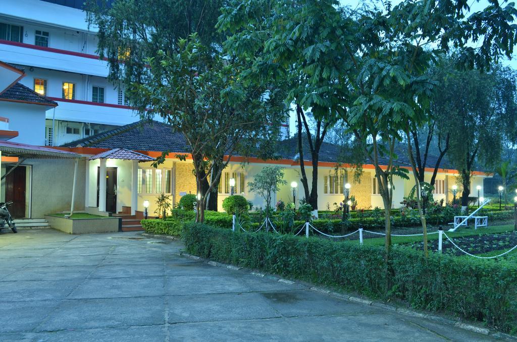 Hotel Royal Retreat Munnar Esterno foto