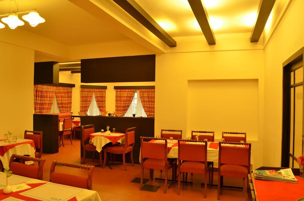 Hotel Royal Retreat Munnar Esterno foto