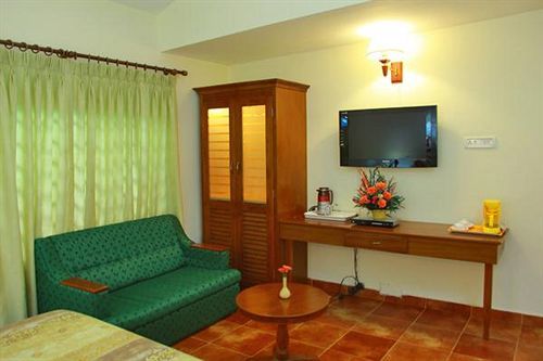 Hotel Royal Retreat Munnar Esterno foto