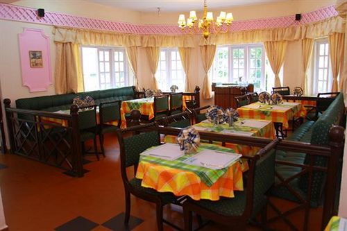 Hotel Royal Retreat Munnar Esterno foto